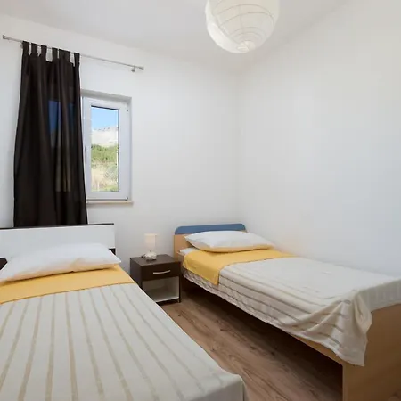 Dadic Apartment *