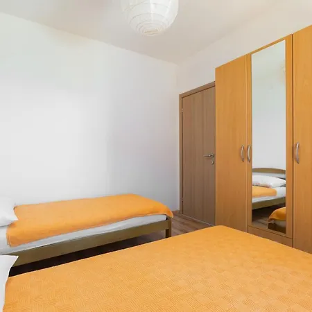 Dadic Apartment